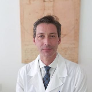 Abbuffate delle feste: ecco i consigli del dottor Cattani Abbuffate delle feste: ecco i consigli del dottor Cattani