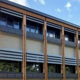 Taglio del nastro per le nuove scuole medie di Mergozzo