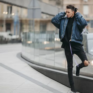 Lo streetwear diventa protagonista degli outfit p/e 2021