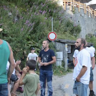 Gli allevatori che hanno protestato a Devero: &quot;Il libro di Rubino pieno di denigrazioni contro di noi&quot;