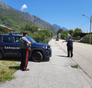 Vogogna, arrestato per estorsione un 22enne