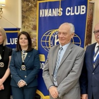 Passaggio della “campana” per il Kiwanis domese