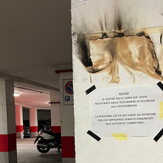 Vandalismi e degrado al parcheggio sotterraneo di via Sant'Antonio