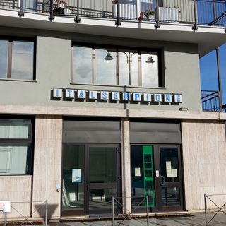 L'ex sede di Italsempione in piazza Matteotti a Domodossola