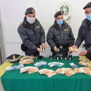 Iselle: sequestrati a una cittadina cinese 100 mila euro e 8 Rolex