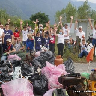Salviamo il Paesaggio, volontari al lavoro per ripulire le rive del Toce