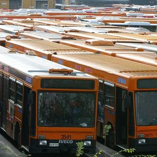 Assemblee pubbliche per difendere il trasporto pubblico