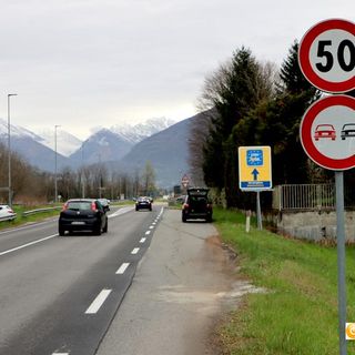 Sicurezza e interventi sulle strade, il Piemonte è la prima regione a chiarire chi fa che cosa, tra gli enti pubblici. Ma l'opposizione attacca: "Scaricabarile su Comuni e Province"