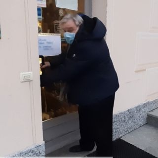 Iniziato il lockdown a Re, si chiudono i negozi VIDEO