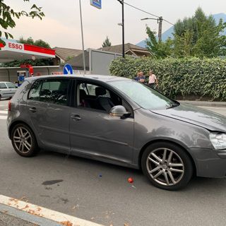 Anziano investito da un'auto sulla tangenziale dalla Chiesa