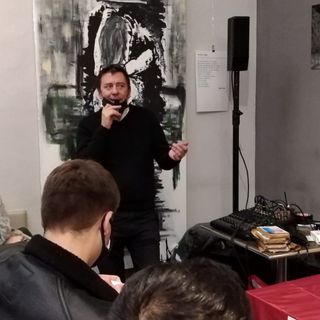 Taglio del nastro per la mostra di Wide Art VCo contro la violenza sulle donne