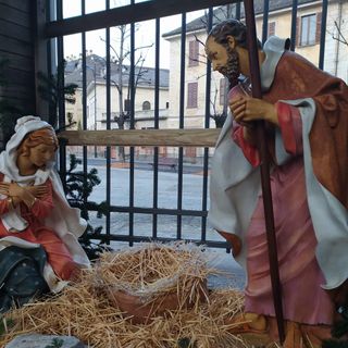 Il presepe alla Madonna della Neve danneggiato dal vento e non da un atto vandalico