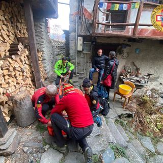Il sindaco di Borgomezzavalle sul parto in casa: "Strada in perfette condizioni. Errata comunicazione da parte del 112 o da chi ha chiamato l'ambulanza" Il sindaco di Borgomezzavalle sul parto in casa: "Strada in perfette condizioni. Errata comunicazione da parte del 112 o da chi ha chiamato l'ambulanza"
