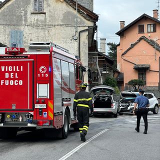 Incidente stradale sulla statale 337 a Druogno: scontro frontale tra due auto