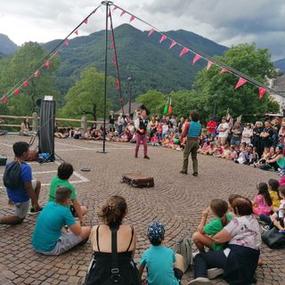 Castelli in Aria: ecco il programma domenicale del festival degli artisti di strada