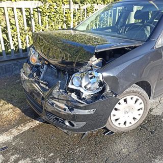 Tamponamento a catena in via Mizzoccola, coinvolte tre auto