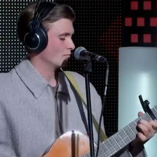 Il cantautore Alberto Valentini ospite di Rai Radio2    FOTO