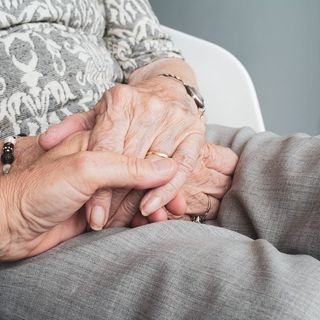 Le Rsa piemontesi &quot;pronte ad assumere il personale non riconfermato dalla Regione&quot;