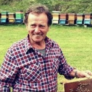 Baceno celebra la Giornata delle api e ricorda Arturo Prina