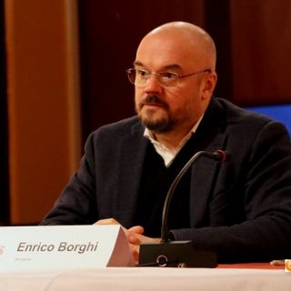 Frontalieri, il senatore Enrico Borghi presenta un Ddl per abolire la tassa sulla sanità