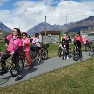 Tutte insieme in bicicletta per promuovere il valore della salute nelle donne