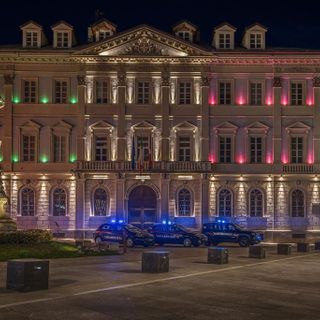 Aggredisce la moglie di fronte ai figli minorenni: 30enne arrestato per maltrattamenti