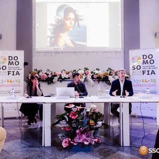 L’influencer virtuale Francesca Giubelli protagonista del primo giorno di Domosofia