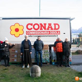 Gli Avanzi di Balera donano due tonnellate di generi alimentari alla mensa dei poveri dei frati cappuccini