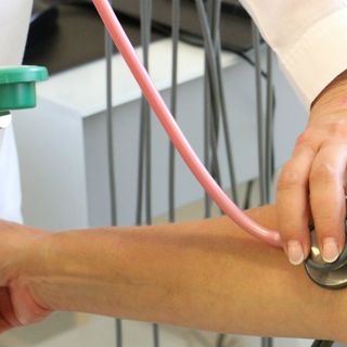 Commissione sanità, via all' iter per le indennità aggiuntive a medici e infermieri