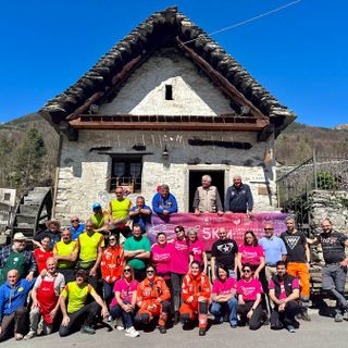 Druogno in rosa: oltre 5.000 euro per la ricerca sul cancro con “Just The Woman I Am” FOTO