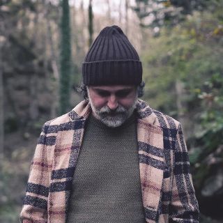Questa sera a Gesh si esibirà il cantautore Emanuele Bozzini