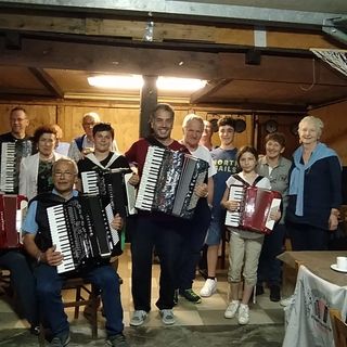 Festa di fine anno per i fisarmonicisti ossolani. VIDEO