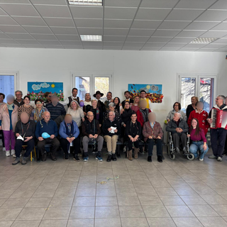 Carnevale di solidarietà e musica all'Alzheimer caffè dell'Ossola