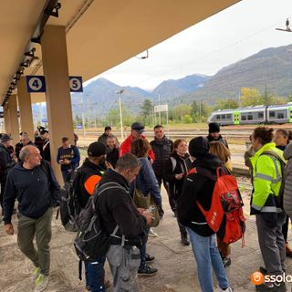 Terminata la protesta dei frontalieri in stazione FOTO VIDEO