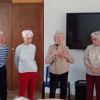 In oratorio l'ultimo incontro dell'anno con il gruppo Anna e Simeone In oratorio l'ultimo incontro dell'anno con il gruppo Anna e Simeone