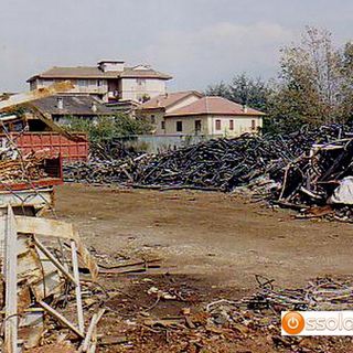 Così si presentava parte dell'area Ruga pochi giorni dopo il sequestro ordinato dalla magistratura