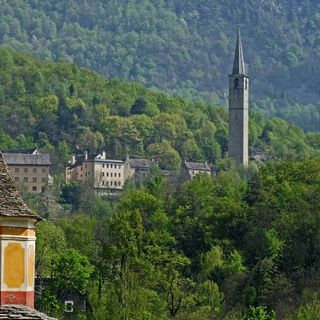 A Montecrestese il Natale è sotto il campanile