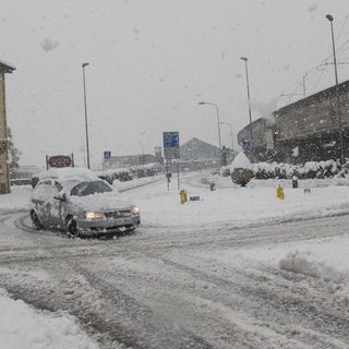 L'Anas: &quot;Dal 15 novembre scatta l'obbligo di pneumatici invernali o di catene a bordo&quot;