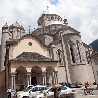 Domenica pellegrinaggio per la Pace al santuario di Re