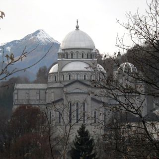 Basilica di Re, domenica è il centenario della posa delle prima pietra