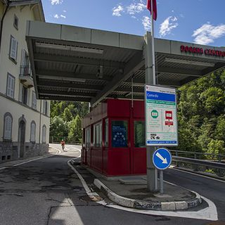 “L’economia dei territori di confine con la Svizzera penalizzata dalle restrizioni del ministro Speranza”