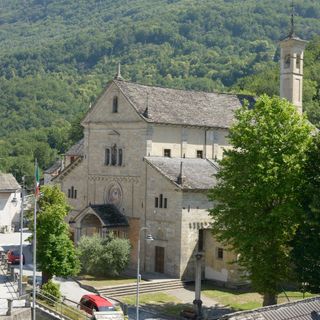 La piazza del campanile di Montecrestese sarà intitolata a don Tullio Bertamini