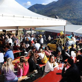 Coimo si veste d'autunno con l'attesissima Castagnata