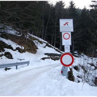 Maltempo e pericolo valanghe: vietata la circolazione sulla strada della Valle Loana