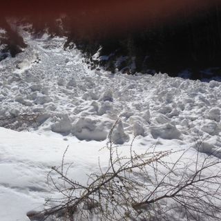 Al via il Bollettino valanghe 2025-2026 di Arpa Piemonte: neve scarsa e scialpinismo limitato