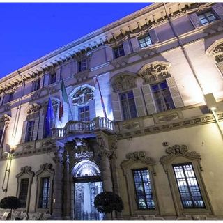 Caccia, la maggioranza regionale di centrodestra fa un passo indietro