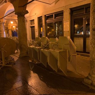 Fipe-Confcommercio scende in piazza: &quot;Le attività meritano di sapere quando e come ripartire&quot;