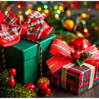 Regali di Natale, i consigli di Federconsumatori per risparmiare e tutelarsi