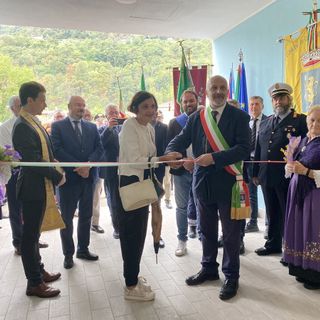 Crevoladossola investe sul futuro: inaugurata la nuova scuola elementare FOTO E VIDEO