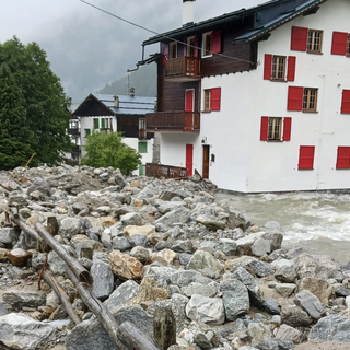 Il ministro Daniela Santanchè in visita a Macugnaga dopo l'alluvione